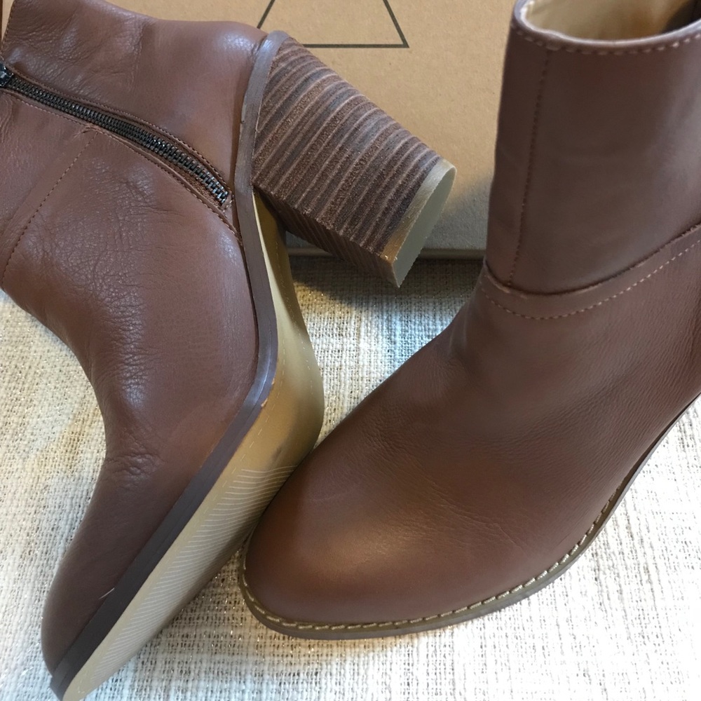 Kelsi Dagger Brooklyn Jetset ankle booties